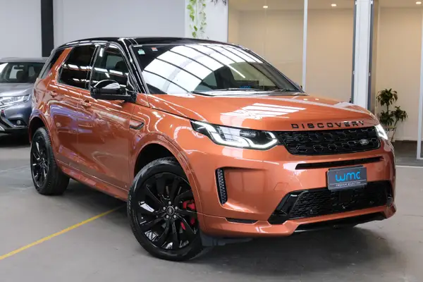 Land Rover Discovery Sport (7-Seater)