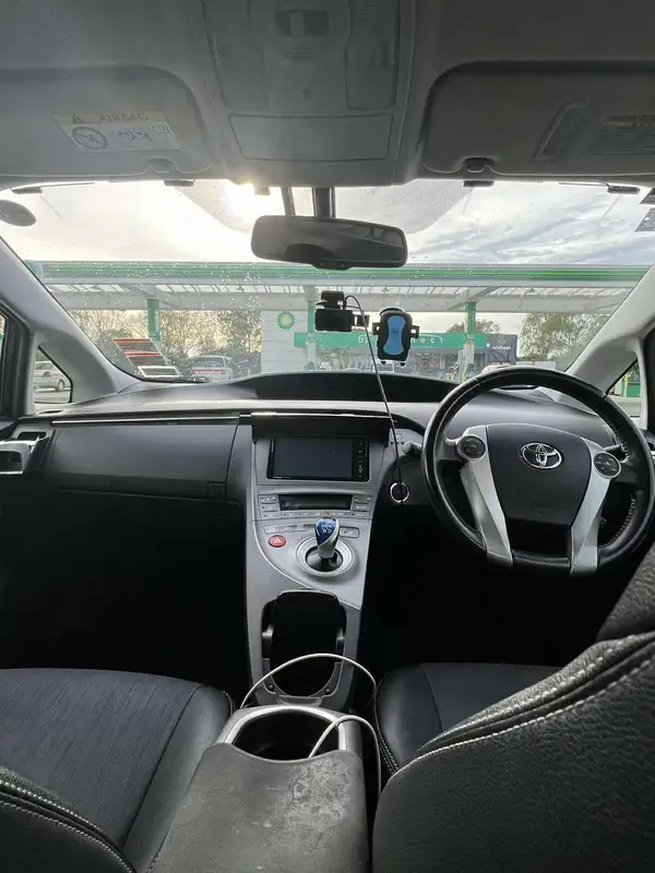Toyota Prius 2013 Carousel 5
