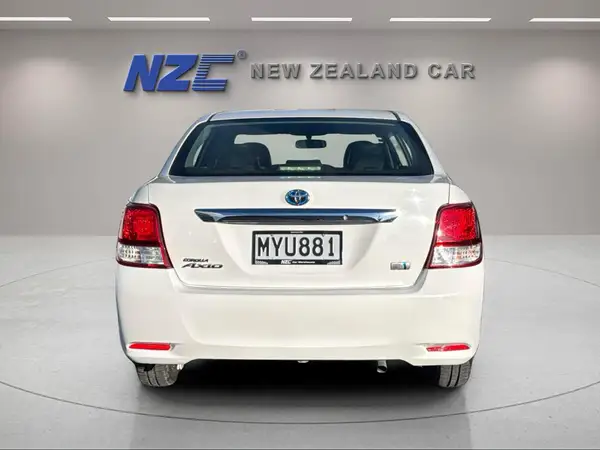 🔥Toyota Corolla 🔥-the perfect city car is here! 🏙️🚗 Carousel 4