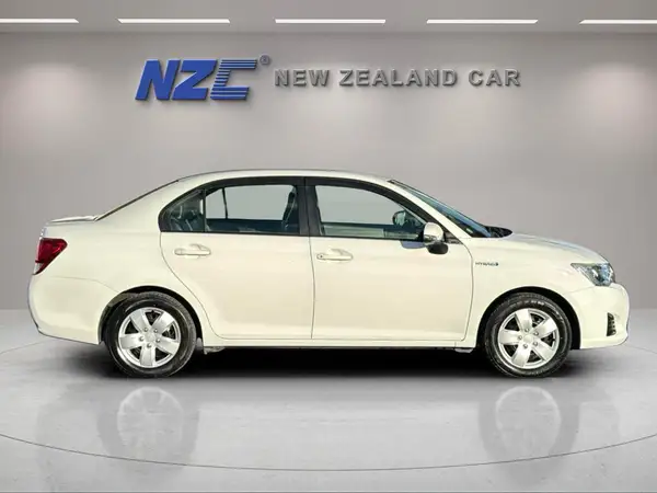 🔥Toyota Corolla 🔥-the perfect city car is here! 🏙️🚗 Carousel 2