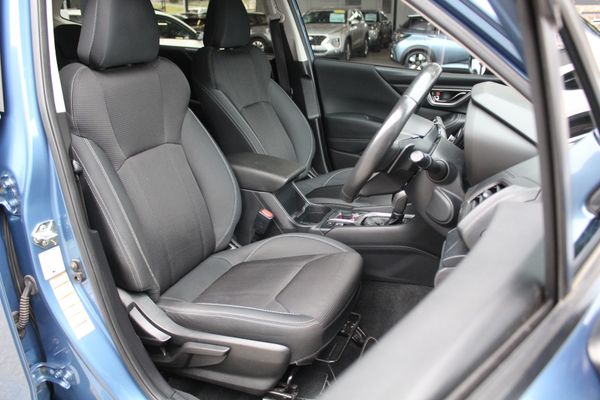 2018 Subaru Forester 2.5 AWD Auto Carousel 8