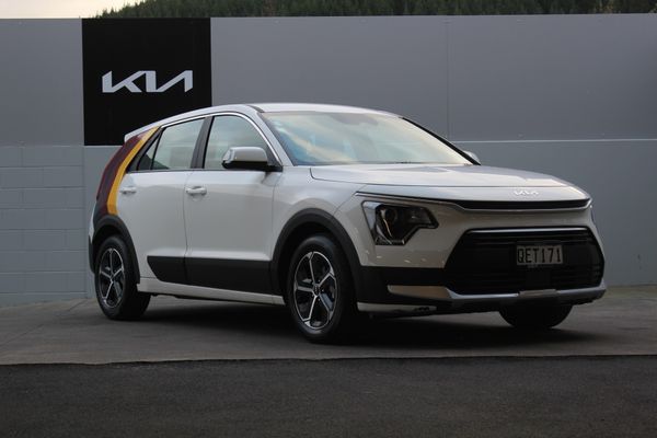 2023 Kia Niro PHEV Light 1.6L
