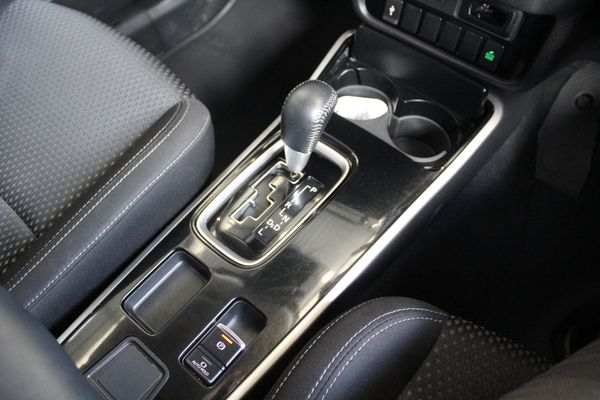 2021 Mitsubishi Outlander LS 2.4 2WD 7-SEAT Carousel 14