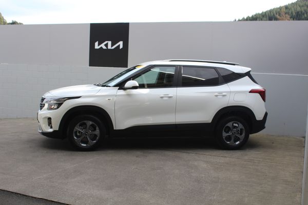 2024 Kia Seltos LX 2.0 Auto Carousel 5
