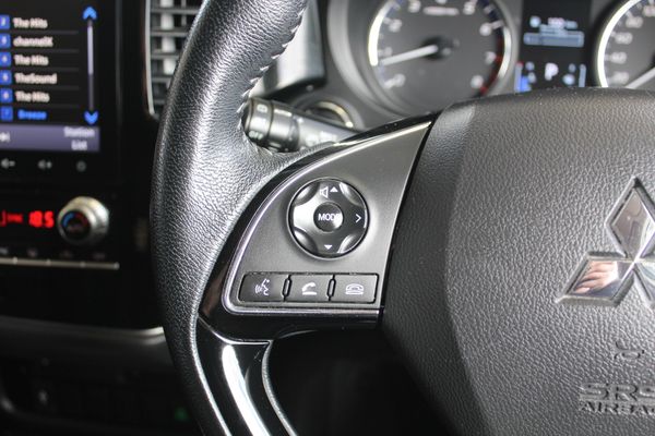 2021 Mitsubishi Outlander LS 2.4 2WD 7-SEAT Carousel 9