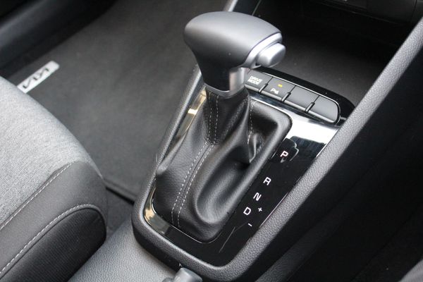 2025 Kia Stonic SX 1.0 Turbo Auto Carousel 16
