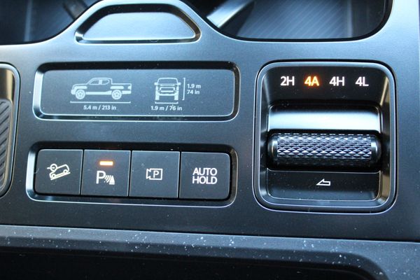 2026 Kia Tasman X-Line 2.2L Turbo Diesel Auto 4WD Carousel 17