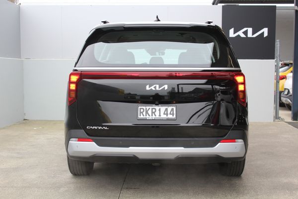 2025 Kia Carnival EX 2.2L Turbo Diesel 8 Speed Auto Carousel 3