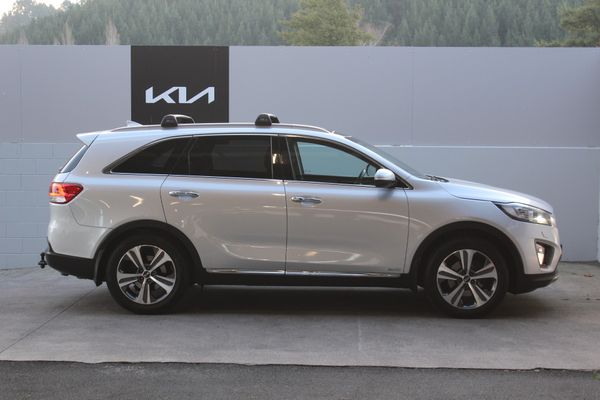 2015 Kia Sorento Premium 2.2 Turbo Diesel 4WD Carousel 1