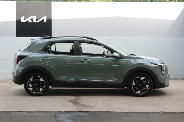 2026 Kia Stonic LX 1.0 Turbo Auto Carousel 1