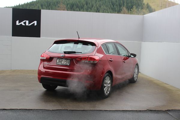 2015 Kia Cerato LX 1.8L Petrol Carousel 6