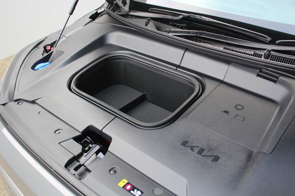 2026 Kia EV3 Light Long Range 2WD 81KWH Carousel 7
