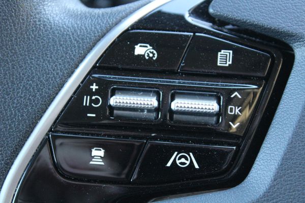 2023 Kia Niro PHEV Light 1.6L Carousel 17