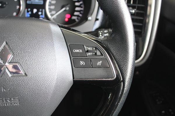 2021 Mitsubishi Outlander LS 2.4 2WD 7-SEAT Carousel 10