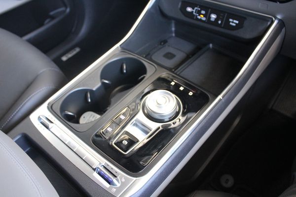 2025 Kia Carnival Premium 2.2L Turbo Diesel 8-Seat Carousel 15