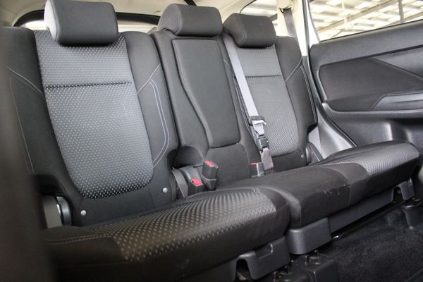 2021 Mitsubishi Outlander LS 2.4 2WD 7-SEAT Carousel 15
