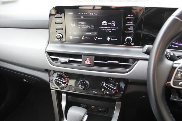 2024 Kia Seltos LX 2.0 Auto Carousel 13