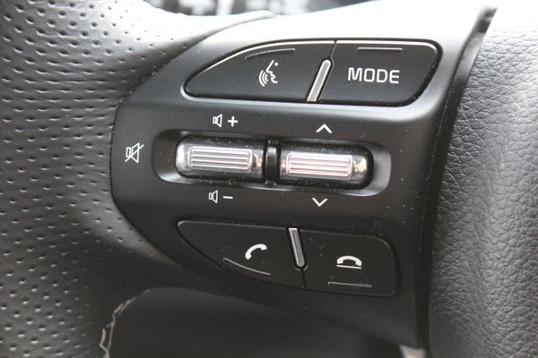 2025 Kia Stonic LX-T Petrol Turbo Auto Carousel 16