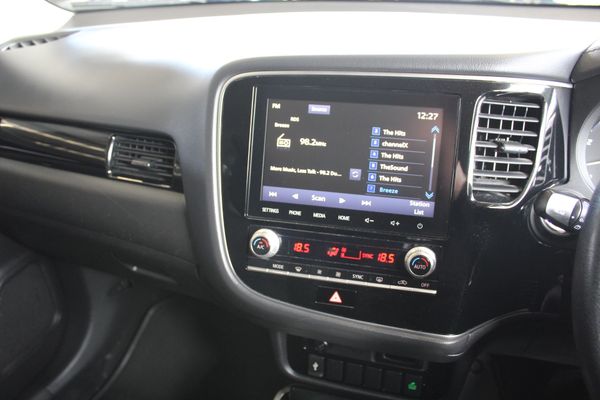 2021 Mitsubishi Outlander LS 2.4 2WD 7-SEAT Carousel 12