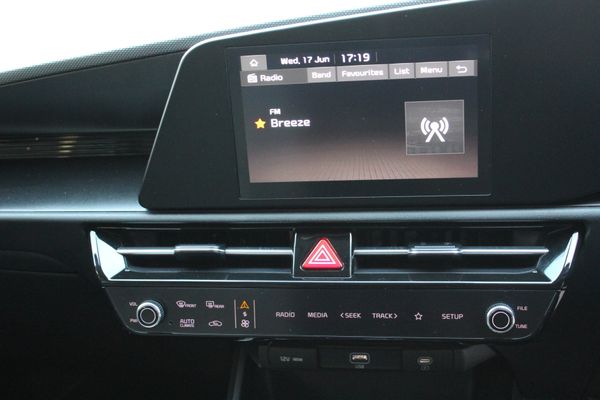 2023 Kia Niro PHEV Light 1.6L Carousel 13