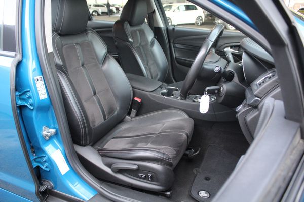 2013 Holden Commodore VF SV6 Carousel 9
