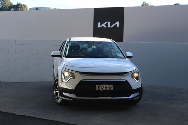2023 Kia Niro PHEV Light 1.6L Carousel 3