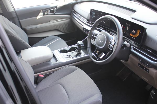 2025 Kia Carnival EX 2.2L Turbo Diesel 8 Speed Auto Carousel 13