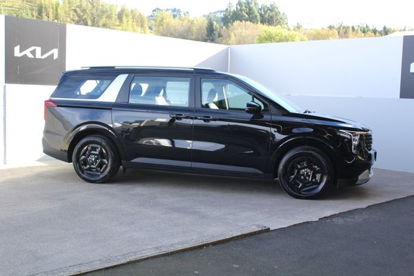 2025 Kia Carnival EX 2.2L Turbo Diesel 8 Speed Auto Carousel 4