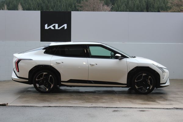 2026 Kia EV4 GT-Line 2WD LR Carousel 1