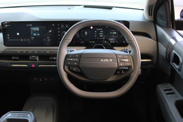 2026 Kia EV3 Earth 2WD LR Carousel 7