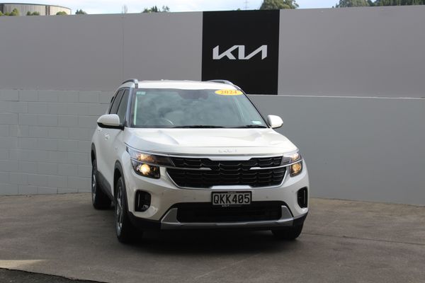 2024 Kia Seltos LX 2.0 Auto Carousel 3