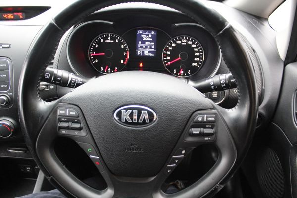 2015 Kia Cerato LX 1.8L Petrol Carousel 12