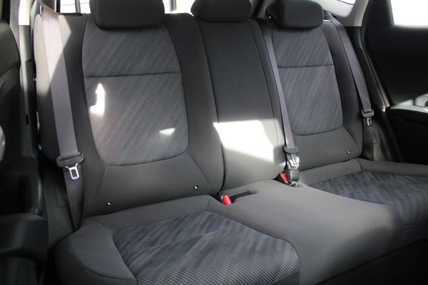 2024 Kia Seltos LX 2.0 Auto Carousel 10