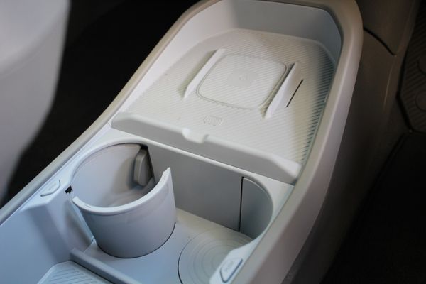 2026 Kia EV3 Earth 2WD LR Carousel 16