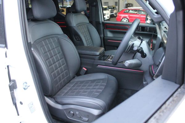 2026 Kia Tasman X-Pro 2.2 Diesel 4WD Dual Cab Wellside Carousel 9
