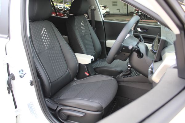 2026 Kia Stonic GT-LINE 1.0 Turbo Auto Carousel 3