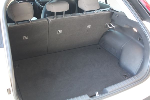 2023 Kia Niro PHEV Light 1.6L Carousel 8