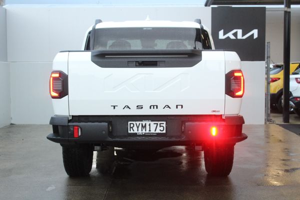 2026 Kia Tasman X-Pro 2.2 Diesel 4WD Dual Cab Wellside Carousel 3