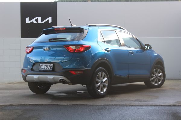 2021 Kia Stonic LX 1.4 Auto Carousel 3