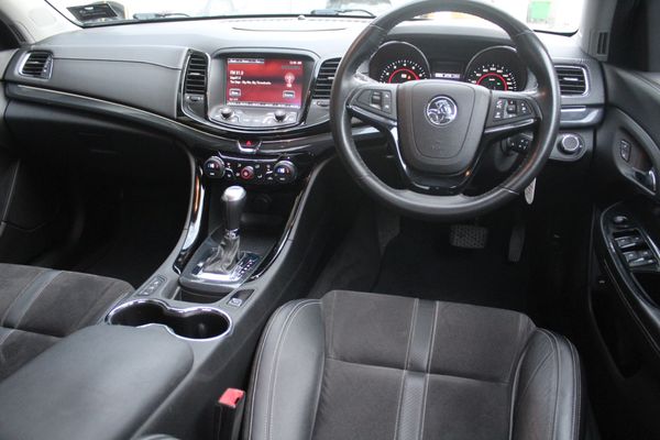 2013 Holden Commodore VF SV6 Carousel 8