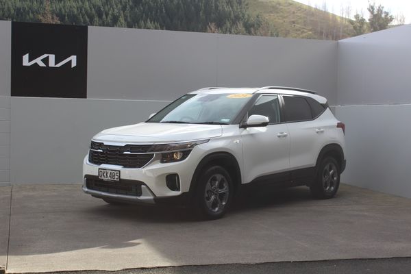 2024 Kia Seltos LX 2.0 Auto Carousel 2