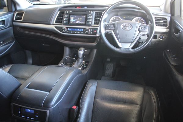 2015 Toyota Highlander GXL 3.5 V6 AWD Carousel 7