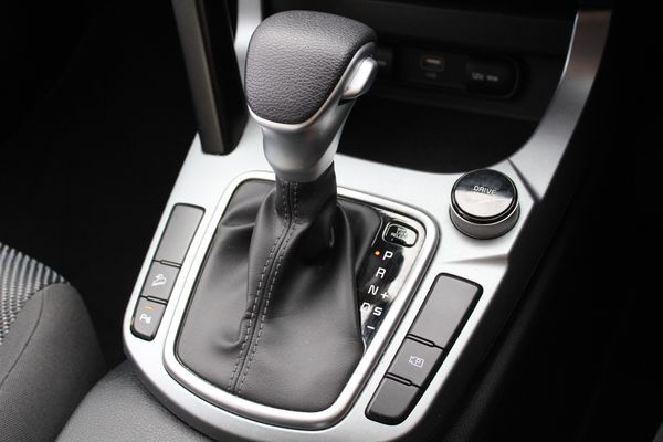 2024 Kia Seltos LX 2.0 Auto Carousel 15