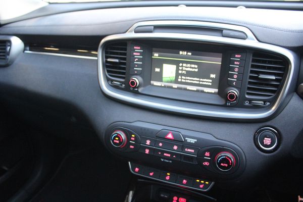 2015 Kia Sorento Premium 2.2 Turbo Diesel 4WD Carousel 11