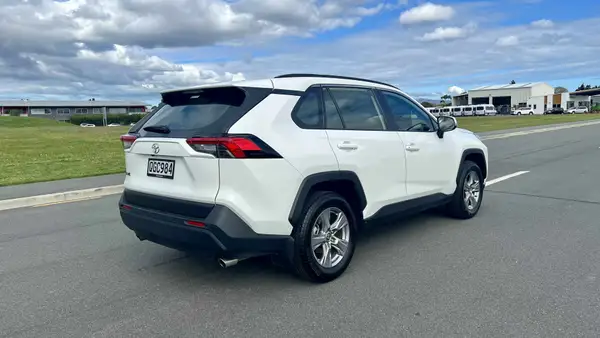 Toyota rav4 2023 Carousel 4