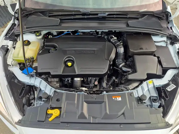 2018 Ford Focus TREND WAGON 2.0D Carousel 8