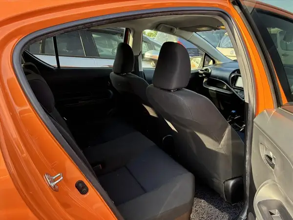2015 Toyota AQUA S Carousel 4