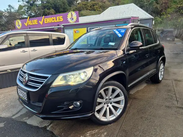 2009 Volkswagen Tiguan R-Line AWD