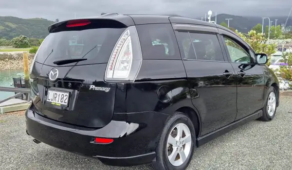 2008 Mazda Premacy Carousel 1