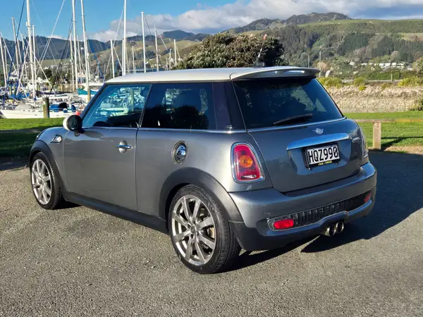 2007 Mini Cooper S 6spd Manual Carousel 9